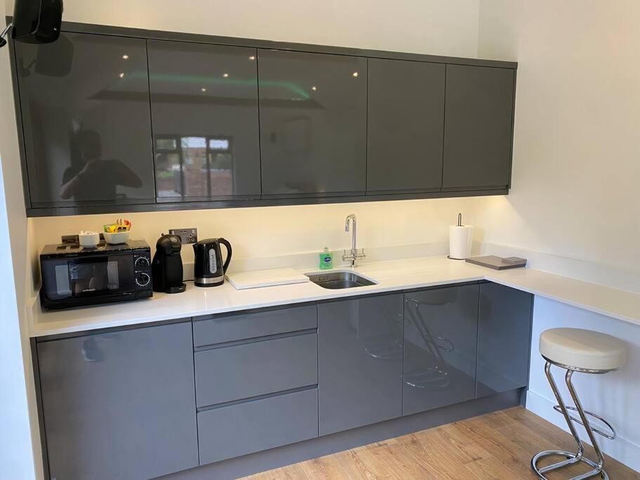 Апартаменты Stansted Airport Luxury Annexe With Parking. Birchanger Экстерьер фото