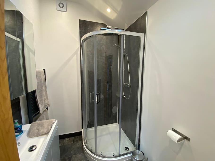 Апартаменты Stansted Airport Luxury Annexe With Parking. Birchanger Экстерьер фото