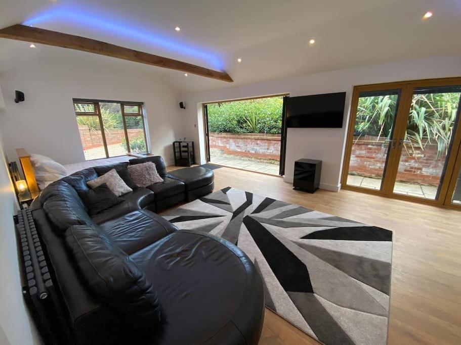 Апартаменты Stansted Airport Luxury Annexe With Parking. Birchanger Экстерьер фото